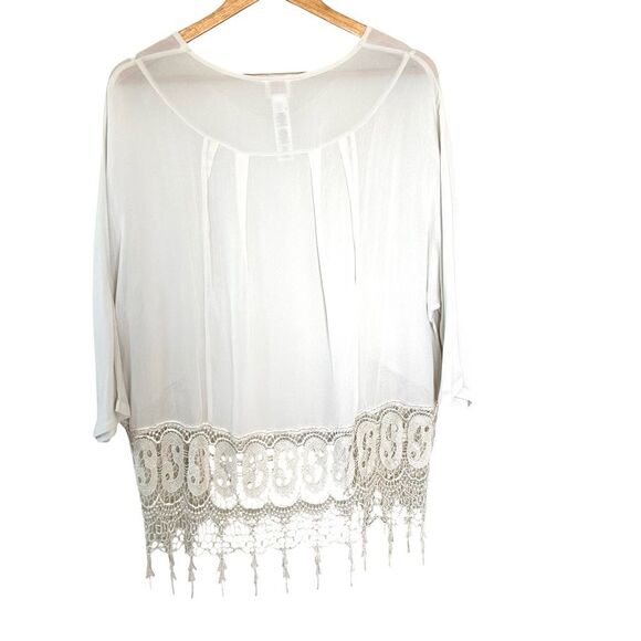 Chico’s ivory lace trim flowy top size large - Picture 2 of 6